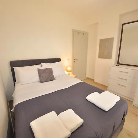 Eoli Corfu * Agios Prokopios (Corfu)